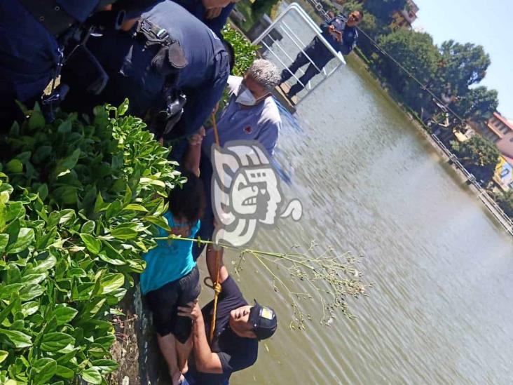 Mujer se arrojó a los lagos del Dique en Xalapa