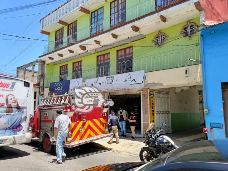 Explosión de boiler en Xalapa moviliza a bomberos