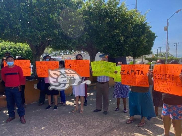 (+Video) Nuevamente se oponen a construcción de nuevo mercado en Minatitlán