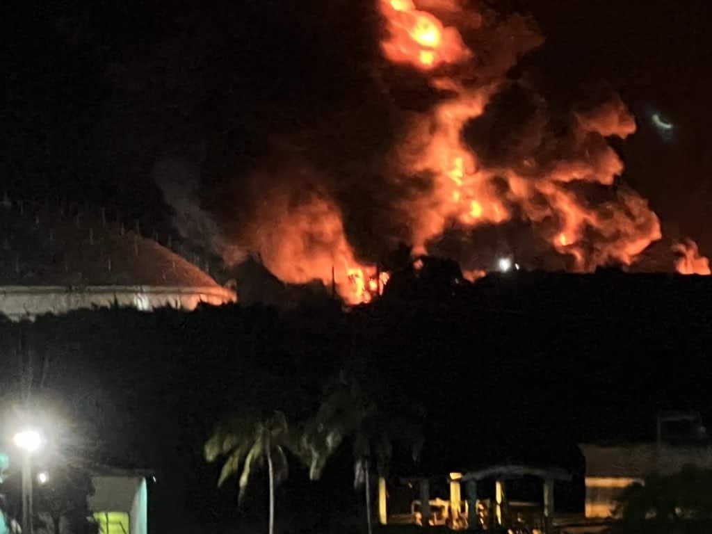 Incendio en tanques de combustible en Cuba deja cerca de 70 heridos (+Video)