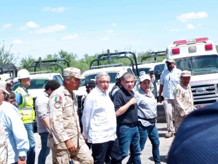 Presidente de México acude a zona de mineros atrapados, en Coahuila