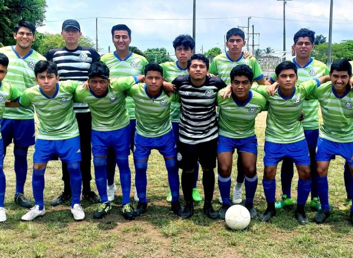 El campeón cumple y avanza a la final del futbol de VA