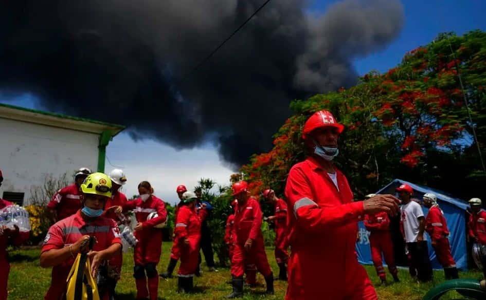 Presidente de Cuba agradece a AMLO ayuda tras incendio