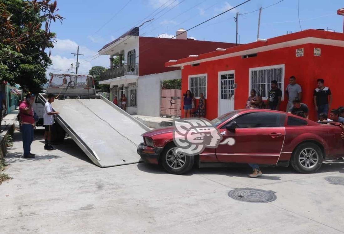 Señalan a agentes de SSP de corruptelas con grúas en Misantla