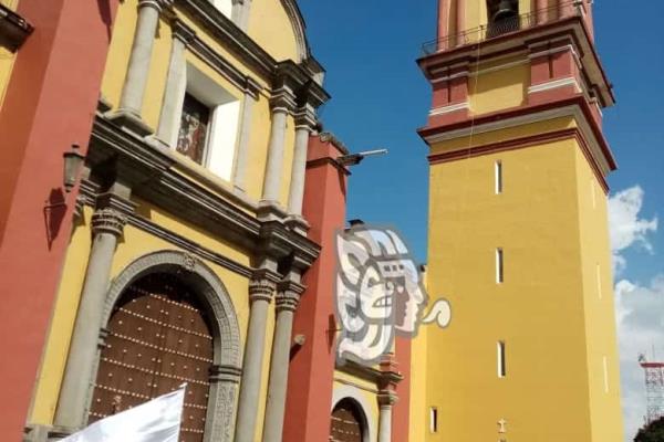 Develan placa conmemorativa en Orizaba en memoria de Hipólito Reyes Larios