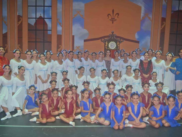 Realizan evento de fin de cursos de la Escuela Cubana de Ballet de Veracruz