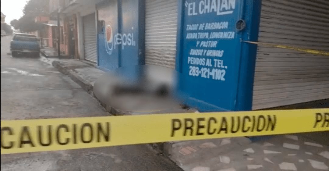 Hombre fallece al caer y golpearse en la cabeza en Isla, Veracruz