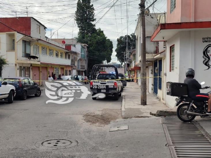 Taxista muere de un infarto cuando se encontraba estacionado en calles de Xalapa