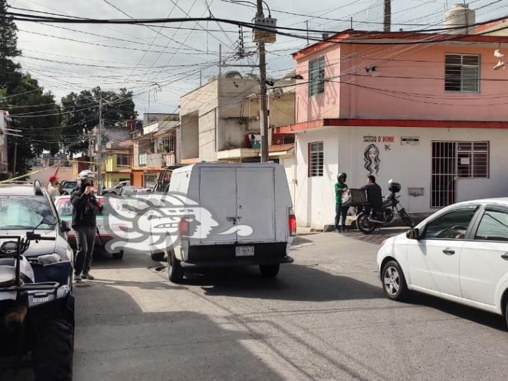 Taxista muere de un infarto cuando se encontraba estacionado en calles de Xalapa