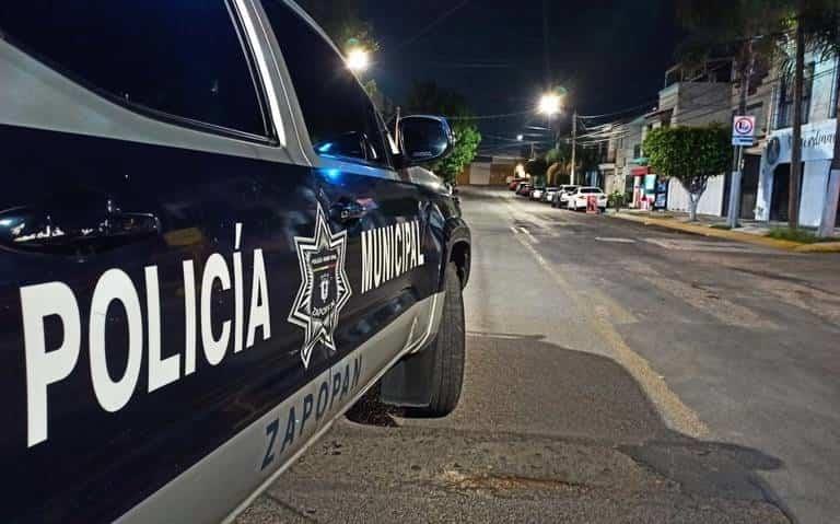 Hombre quema con solvente a mujer en situación de calle en Guadalajara