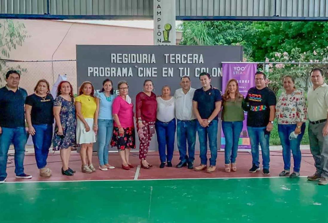 Amado Cruz Malpica impulsa el programa «Cine en tu Colonia»