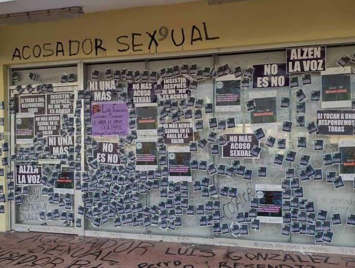 Se manifiestan en clínica del doctor que fue señalado de acoso sexual en Boca del Río