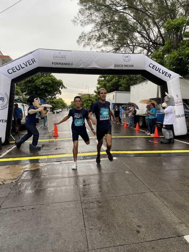 Éxito carrera Juntos por la Obesidad 2022