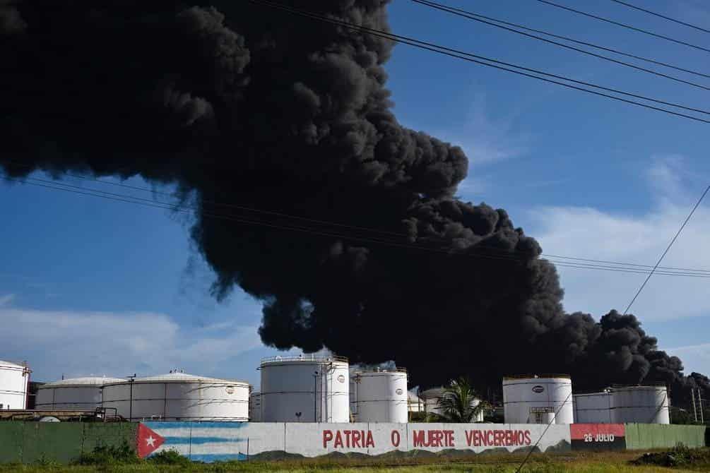 Estados Unidos ofreció ayuda a Cuba para apagar los incendios en Matanzas