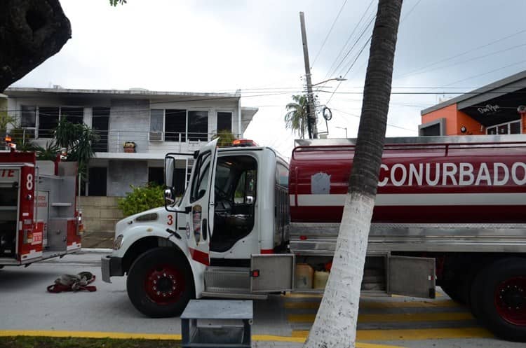 (+Video) Se incendia vivienda en el fraccionamiento Reforma del puerto de Veracruz