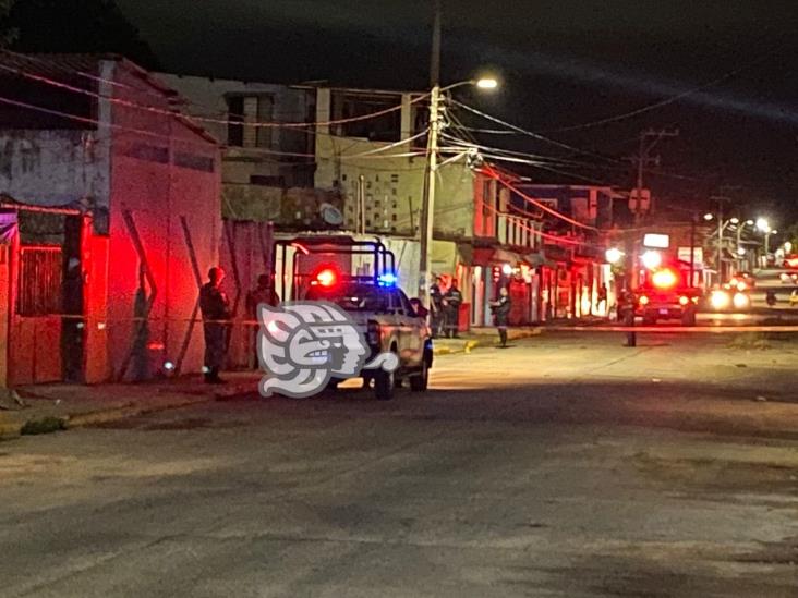 (+Video) De 5 balazos lo asesinan en calles de Cosoleacaque