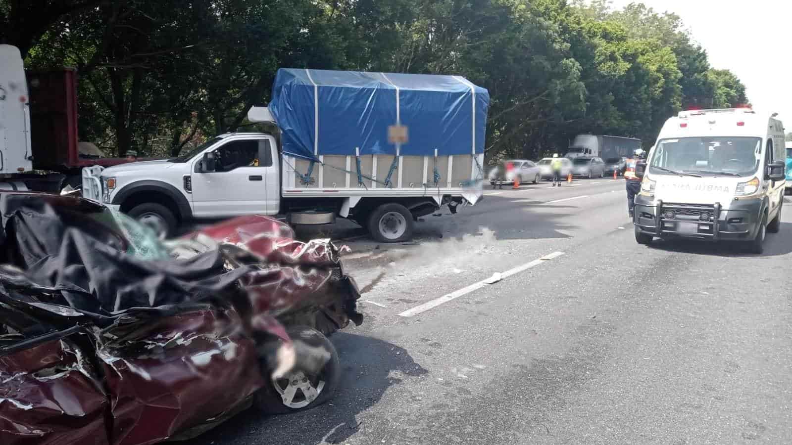 Intento de asalto provoca accidente en autopista México – Cuernavaca; hay 2 muertos