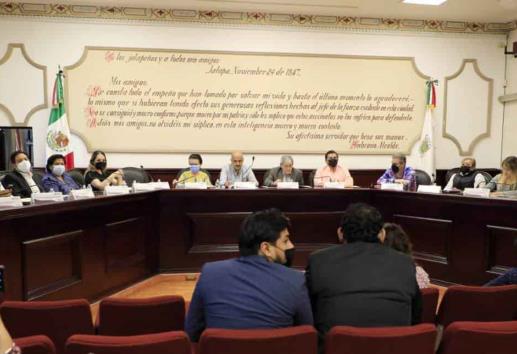 Cabildo de Xalapa ratifica a Ana Iris Ruiz al frente de la CMAS