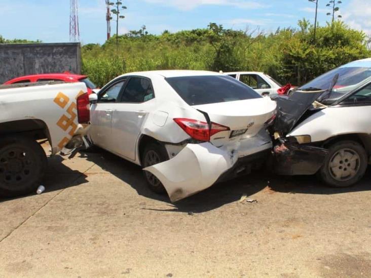 Múltiple choque en Coatzacoalcos tras intento de robo de planta de luz