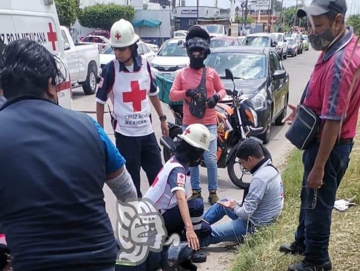 Colisionan motociclistas en pleno Bulevar Institutos Tecnológicos