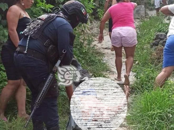 En Papantla, sujeto intenta matar a su exesposa a cuchilladas