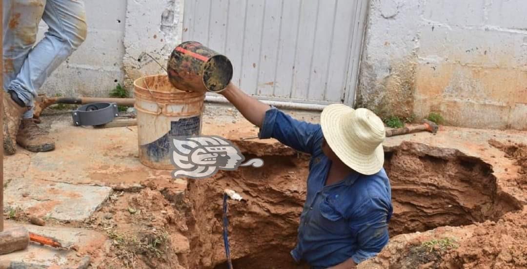 Se realiza mantenimiento a la red de drenaje del Naranjito