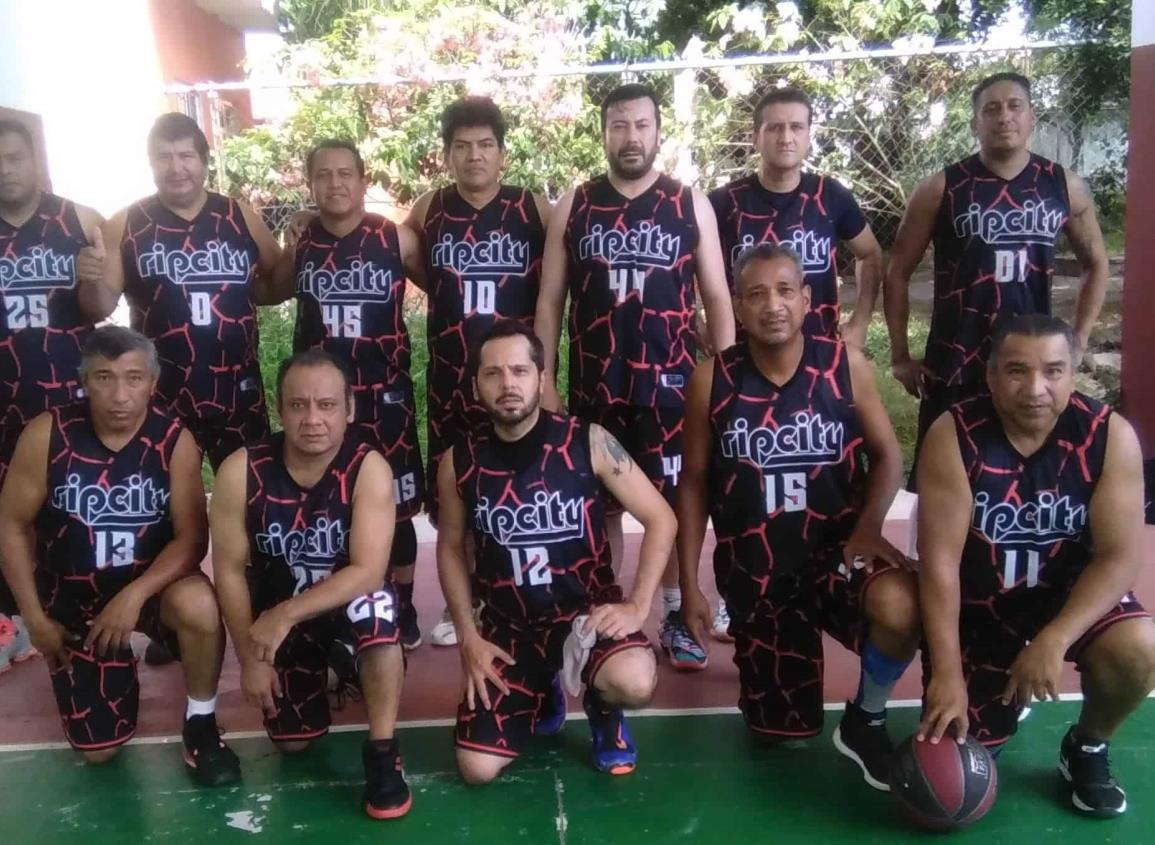 Mañana saldrá el primer finalista del baloncesto de La Noria