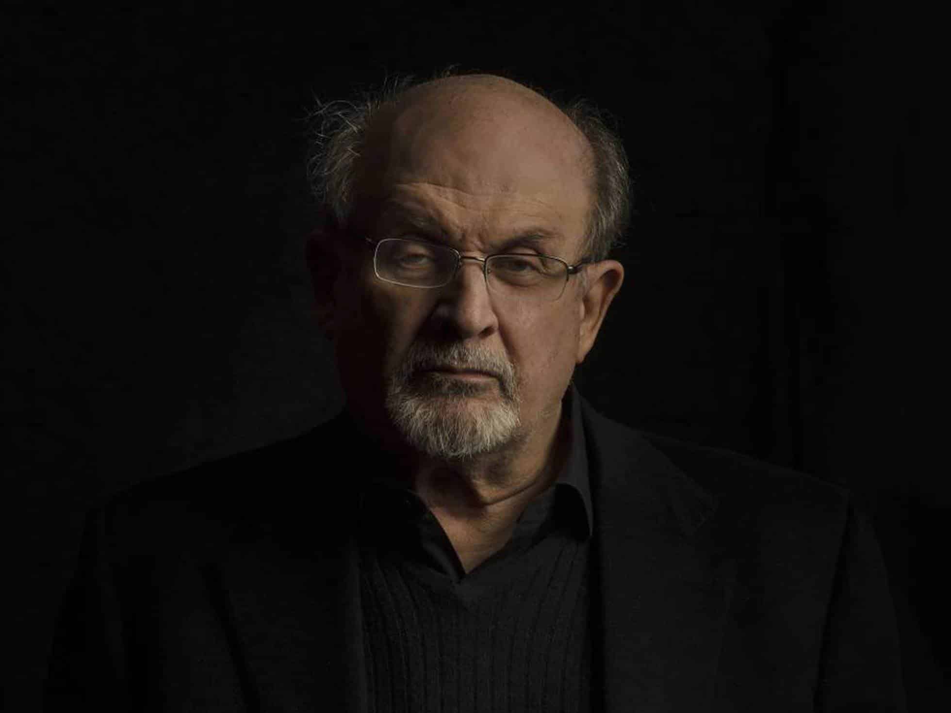 Rushdie podría perder un ojo; su hígado fue dañado