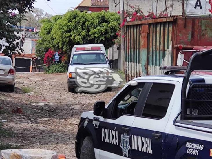 Muere hombre en calles de Xalapa, víctima del alcohol