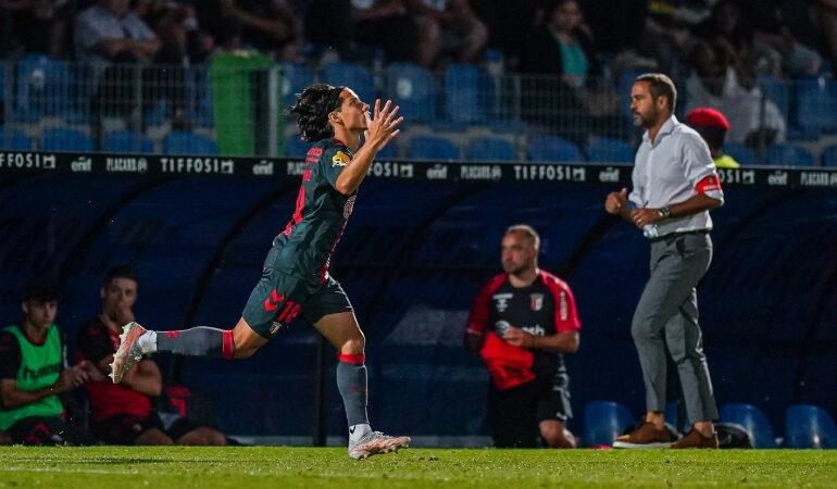 Con triunfo, Diego Lainez debuta con su nuevo equipo en Portugal