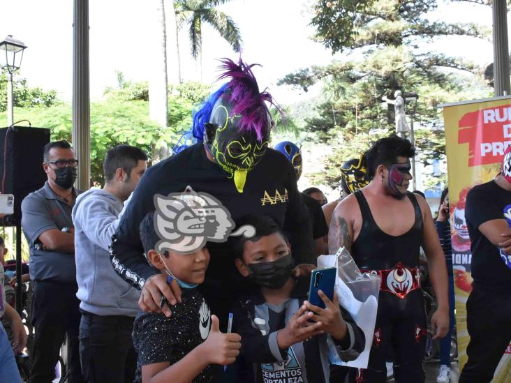 ¡Regresan las luchas al Coliseo de Orizaba! (+Video)