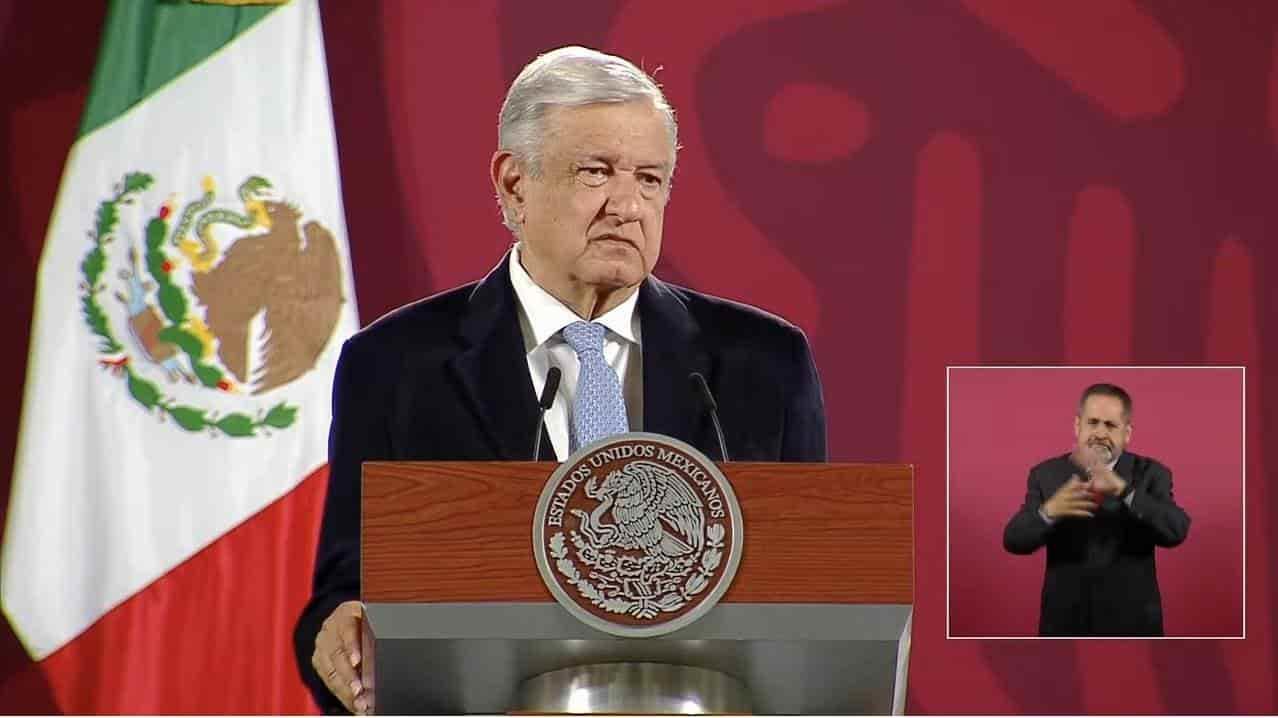 Anuncia AMLO iniciativa para regular la explotación de agua