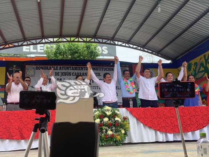 (+Video) Pasiano Rueda toma protesta como alcalde de Jesús Carranza