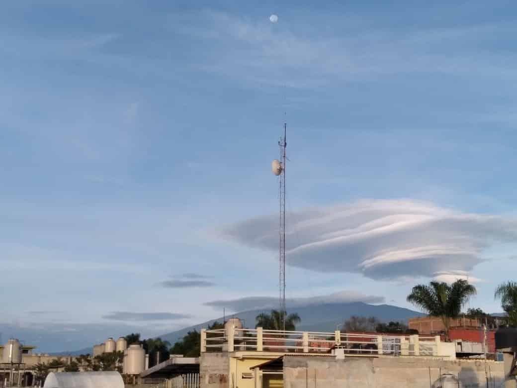 Se forma nube lenticular en Veracruz