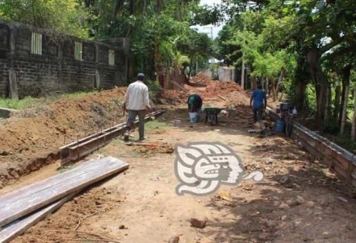 Supervisarán ciudadanos que obras cumplan con especificaciones