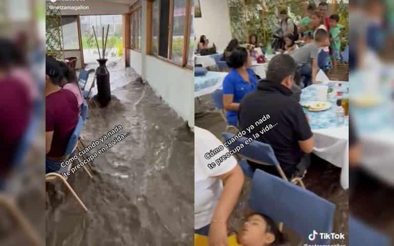 (+Video) Una fiesta acuática; conviven entre la inundación