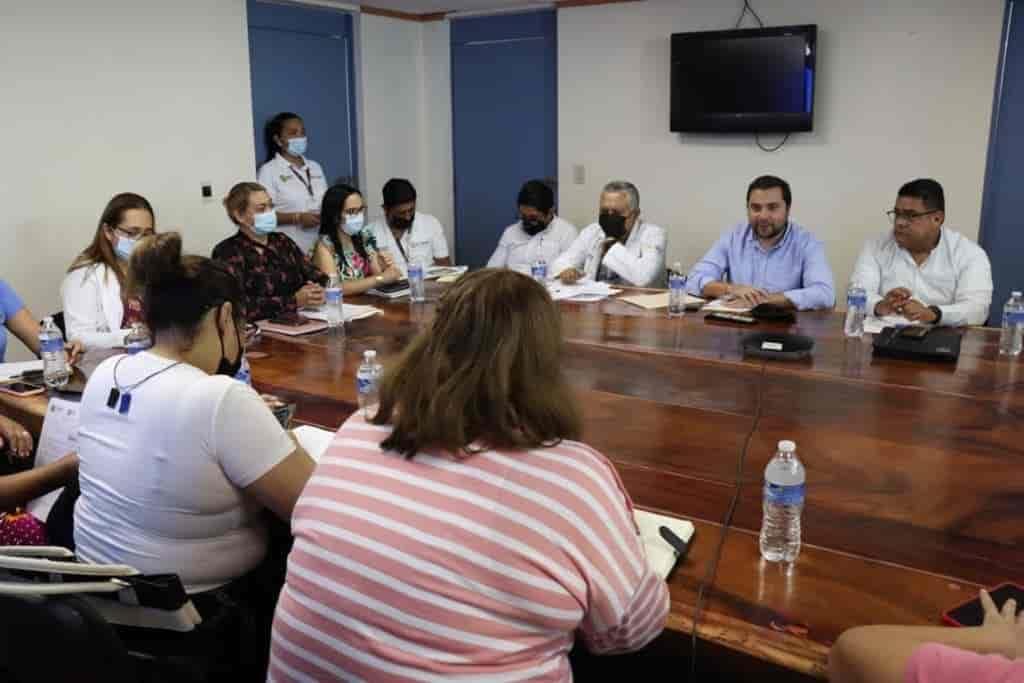 Madres de niños con cáncer reconocen abasto de medicamentos en hospitales de Veracruz