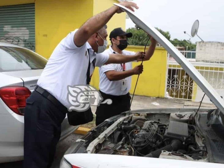 En Coatzintla, hombre conducía taxi en estado de ebriedad