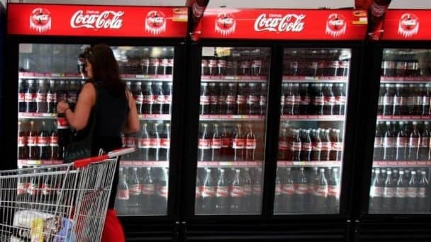 Anuncia Coca Cola aumento en sus precios y otros productos