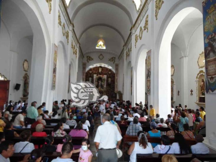 Misantecos asisten a celebración de Nuestra Señora de la Asunción