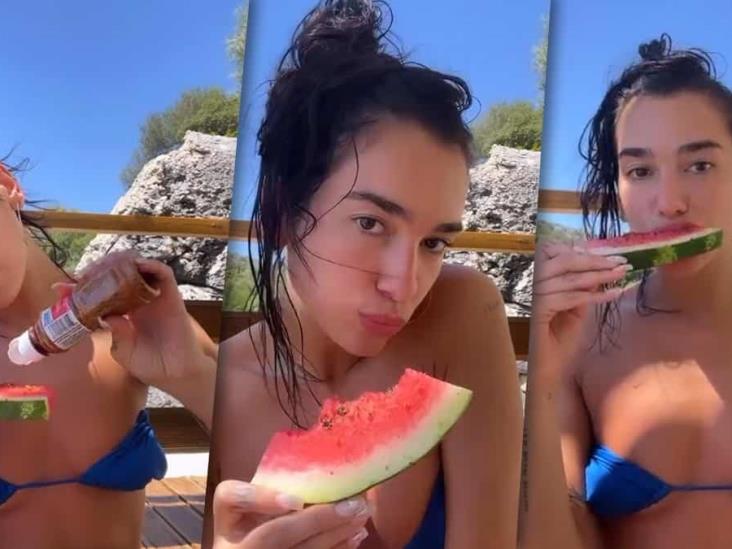 Dua Lipa disfruta sandía con Tajín y fans la hacen ‘mexicana’