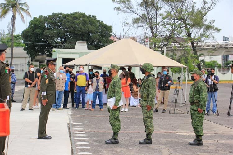 Toma protesta Comandante Pedro Hernández Bernal en el 83 Batallón de Infantería