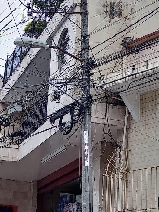 Vecinos de Xalapa denuncian constantes apagones; exigen solución