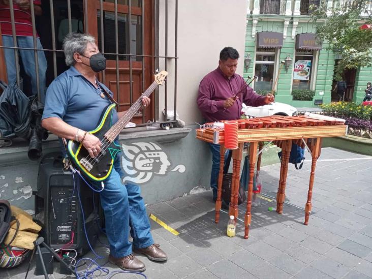 ¡Pandemia pega a músicos de Xalapa! Buscan oportunidades de empleo