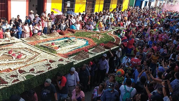 Teocelo vive tradicional fiesta de dos semanas