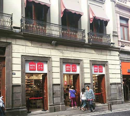 Miniso se disculpa por intentar parecer japoneses