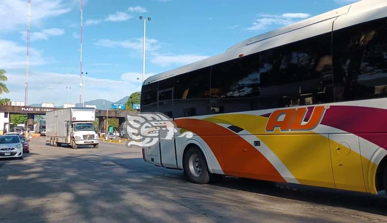 Reportan cierre parcial de circulación en autopista Córdoba-La Tinaja