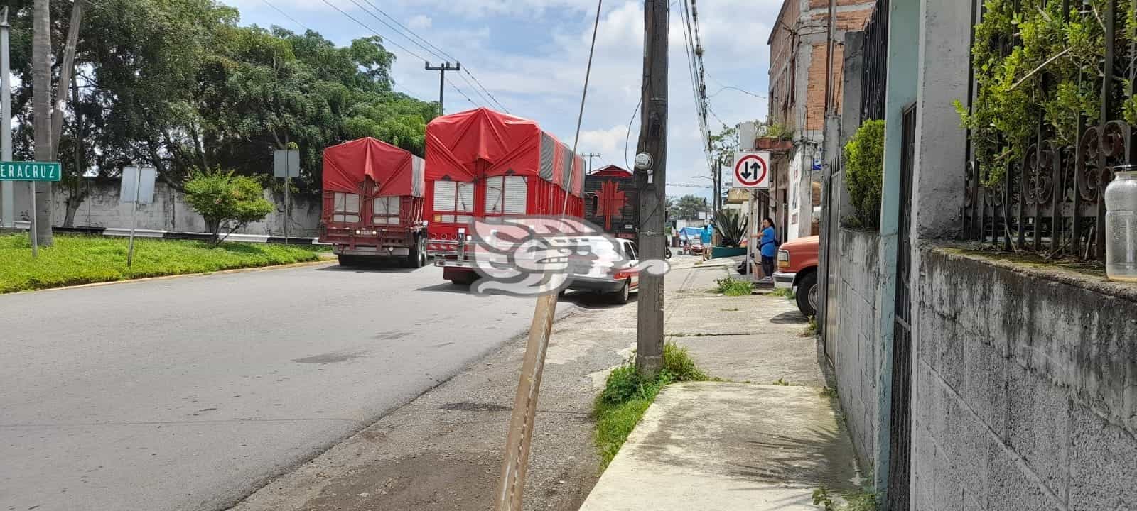 En Fortín, transportistas encaran a elementos de Tránsito