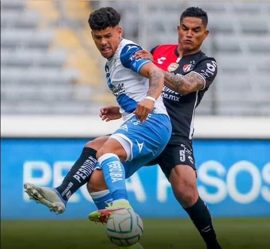 Empate intenso entre Puebla y Zorros