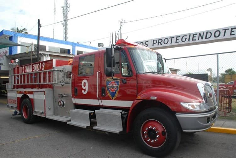 Jesús, Mauro e Isidro, bomberos veracruzanos que lucharon contra el fuego en Matanzas